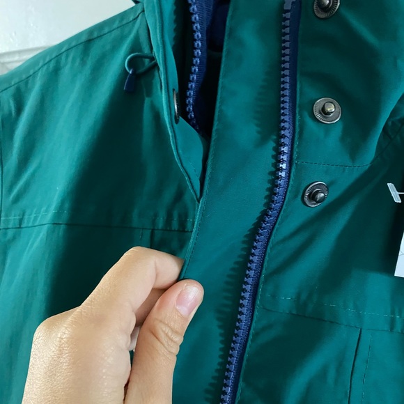 Lands end rain jacket - Picture 7 of 9